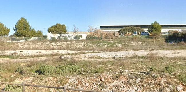 Plus de détails pour Terrain à louer