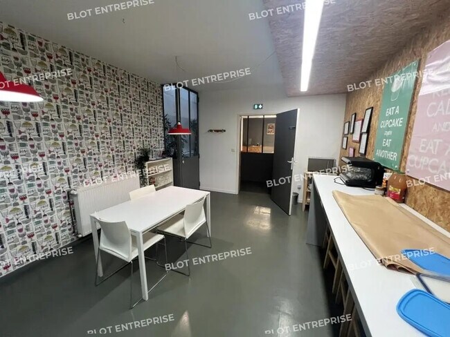 Plus de détails pour 43 Rue Préfet Bonnefoy, Nantes - Bureau à louer