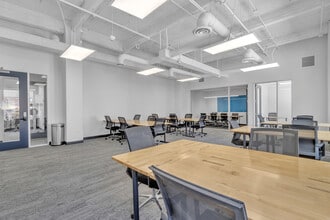 112 N Central Ave, Phoenix, AZ à louer Photo intérieure– Image 2 sur 8