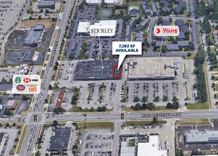 2379 Maple Rd, Williamsville, NY à louer Photo de l’immeuble– Image 1 sur 2