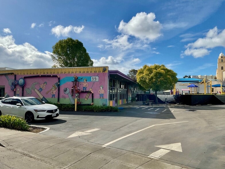 991 Commercial St, Palo Alto, CA à louer - Photo principale – Image 1 sur 17