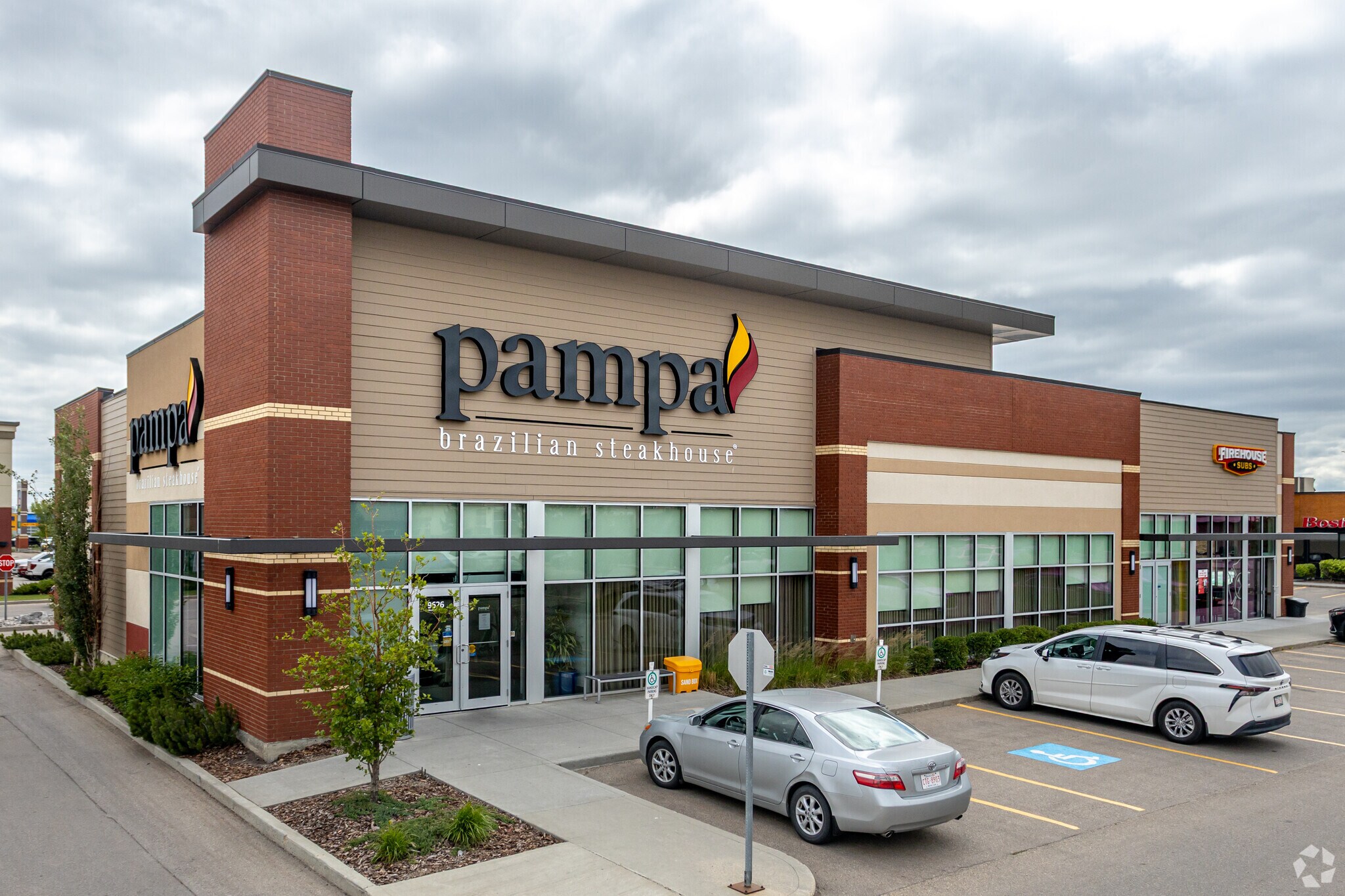 9650 Ellerslie Rd SW, Edmonton, AB à louer Photo principale– Image 1 sur 4