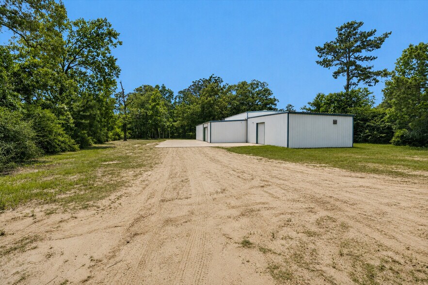 11003 Willis Waukegan Rd, Conroe, TX à vendre - Photo de l’immeuble – Image 3 sur 24