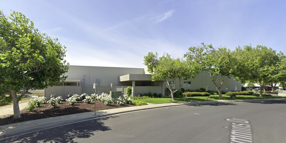 1640 Cummins Dr, Modesto, CA à louer - Photo de l’immeuble – Image 2 sur 9