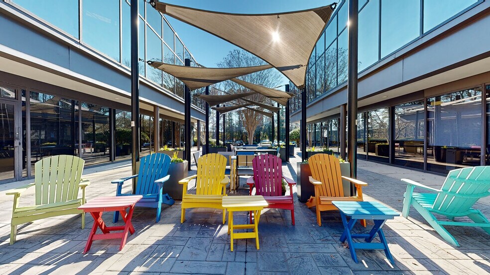 6025 The Corners Pky, Peachtree Corners, GA à louer - Numérisation 3D Matterport – Image 2 sur 55