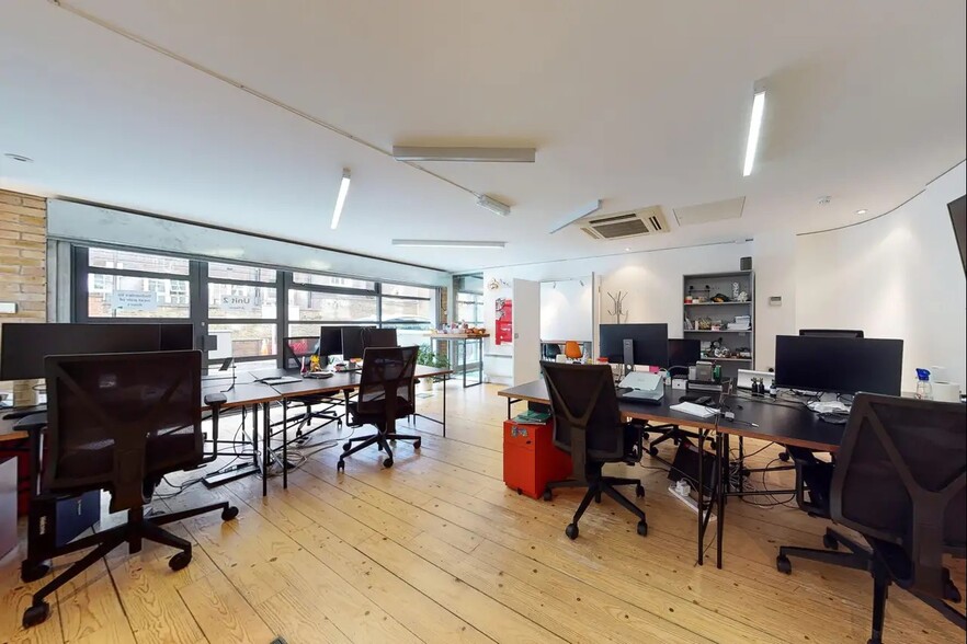 1-6 Batemans Row, Londres à vendre - Photo intérieure – Image 2 sur 20