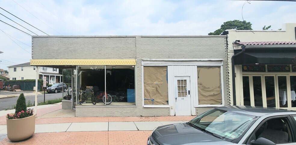 99-101 Manorhaven Blvd, Port Washington, NY à louer - Photo principale – Image 1 sur 1