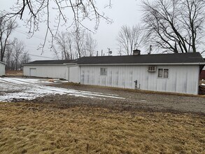 4282 Dove Rd, Port Huron, MI à louer Photo intérieure– Image 2 sur 13