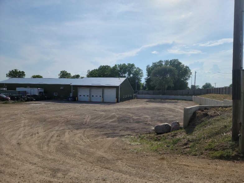 1315 Maras St S, Shakopee, MN à louer - Photo de l’immeuble – Image 2 sur 5