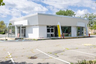 Plus de détails pour 3850 Veterans Memorial Hwy, Bohemia, NY - Local commercial à louer