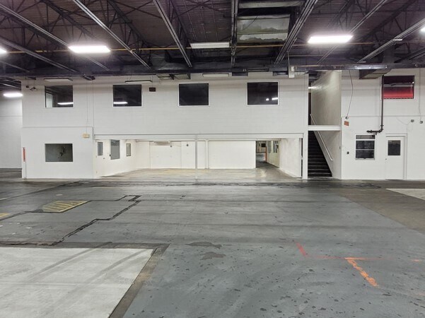 520 N 8th St, Lake City, MN à louer - Photo intérieure – Image 3 sur 17