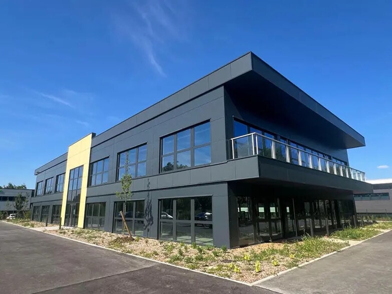 Bureau dans Norroy-le-Veneur à vendre - Photo de l’immeuble – Image 1 sur 1