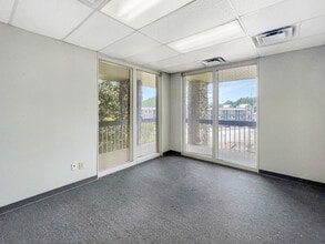 200 Cahaba Park Cir, Birmingham, AL à louer Photo intérieure– Image 1 sur 12