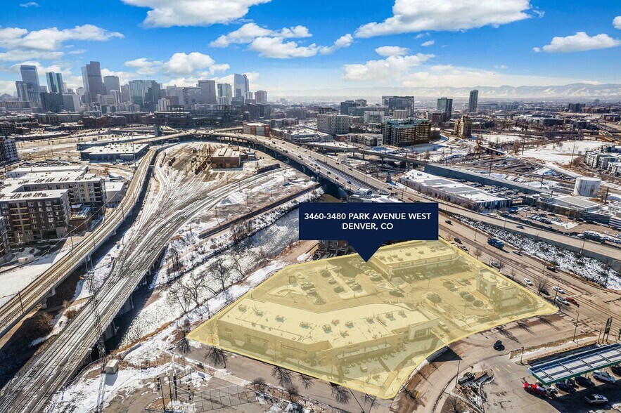 Railyard Marketplace portefeuille de 3 biens à vendre sur LoopNet.fr - Photo de l’immeuble – Image 1 sur 14