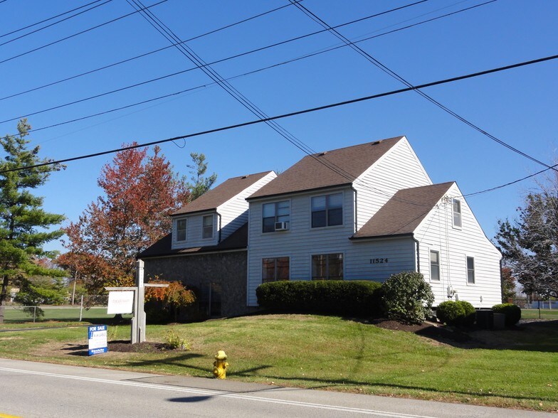 11524 Grooms Rd, Blue Ash, OH à vendre - Photo de l’immeuble – Image 3 sur 10