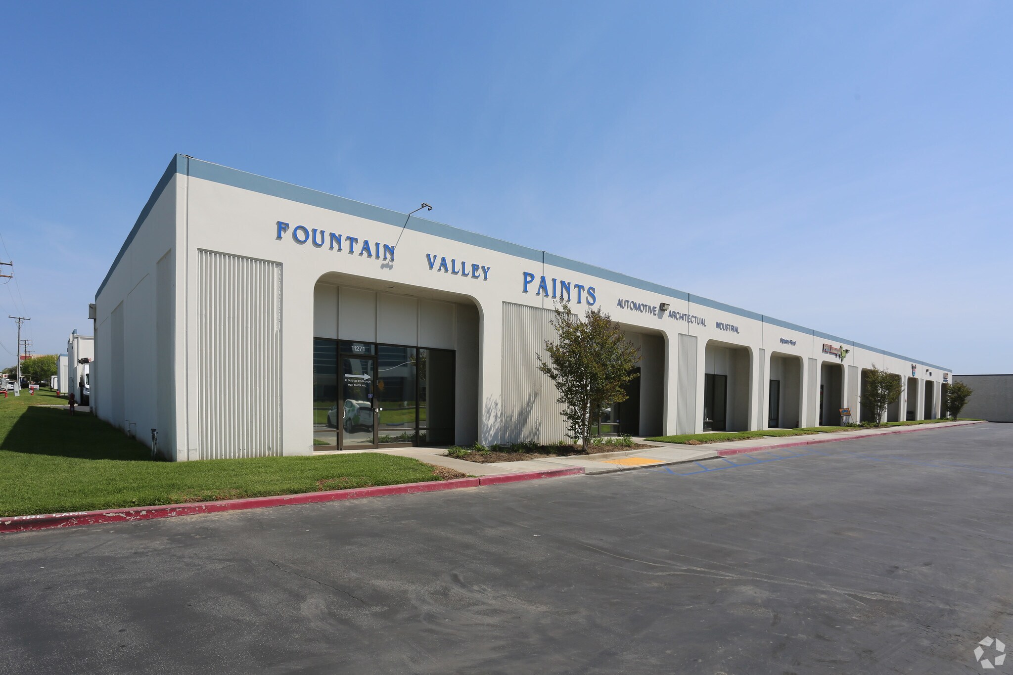 11203-11247 Slater Ave, Fountain Valley, CA à louer Photo principale– Image 1 sur 8