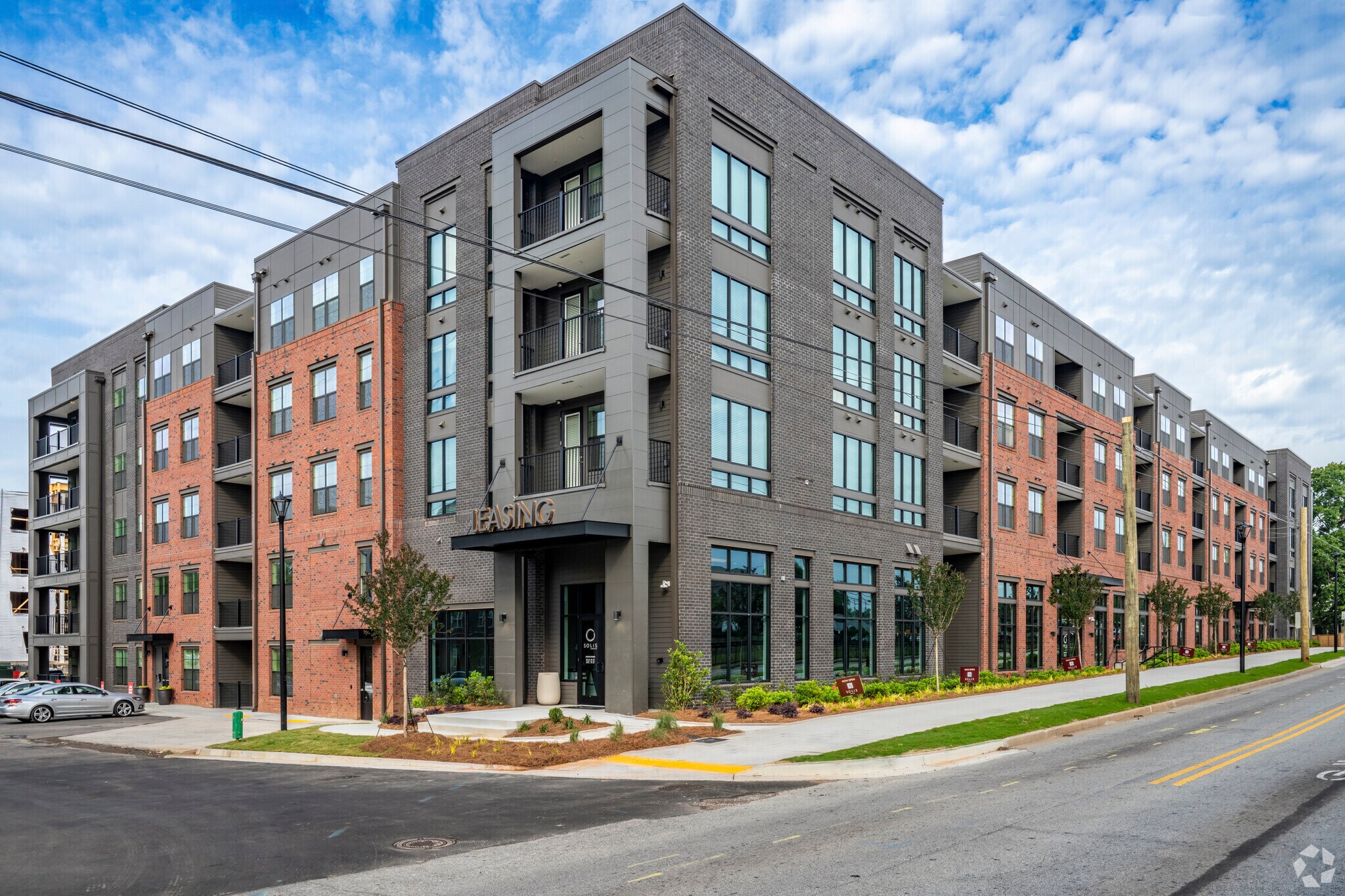 3558 Elm St, Atlanta, GA à louer Photo principale– Image 1 sur 69