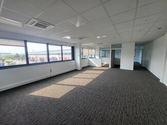 Plus de détails pour 355 Avenue Henri Schneider, Meyzieu - Bureau à louer