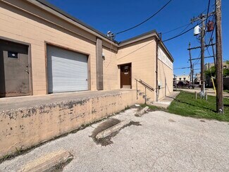 Plus de détails pour 211 W 3rd St, Taylor, TX - Industriel/Logistique à louer