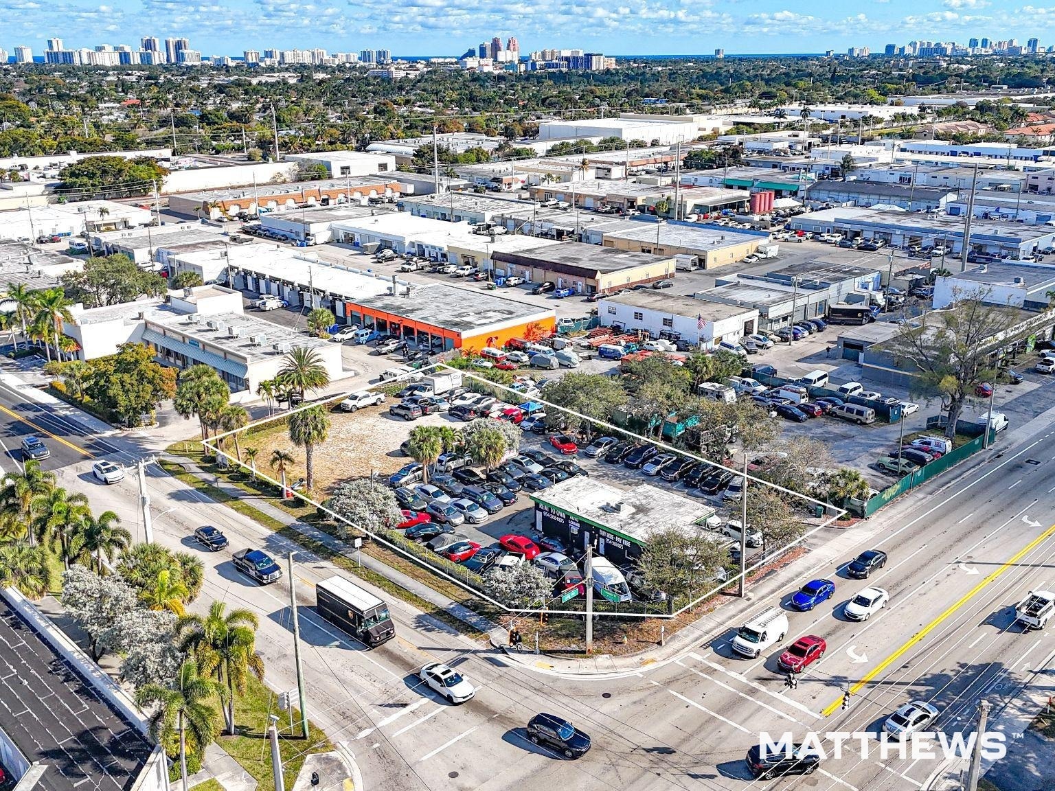 4498 N Dixie Hwy, Oakland Park, FL à vendre Photo principale– Image 1 sur 4