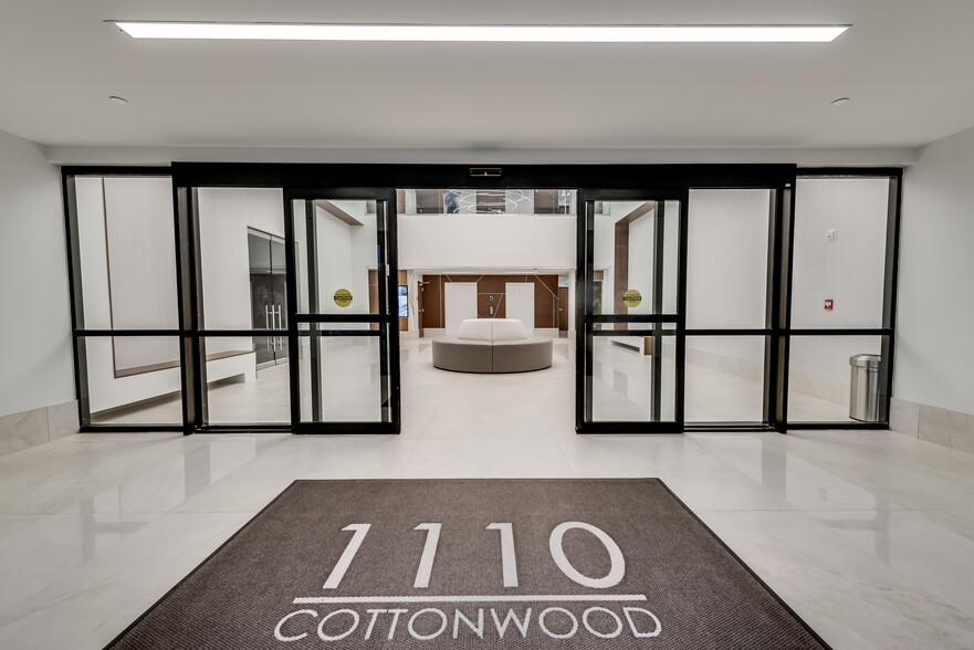 1110 Cottonwood Ln, Irving, TX à louer - Hall d’entrée – Image 3 sur 3