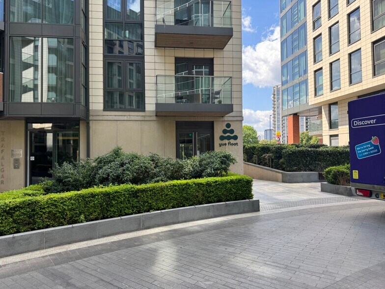 York Rd, Londres à vendre - Photo de l’immeuble – Image 3 sur 22