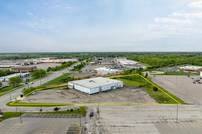 Plus de détails pour 3070 S Linden Rd, Flint, MI - Industriel/Logistique à vendre