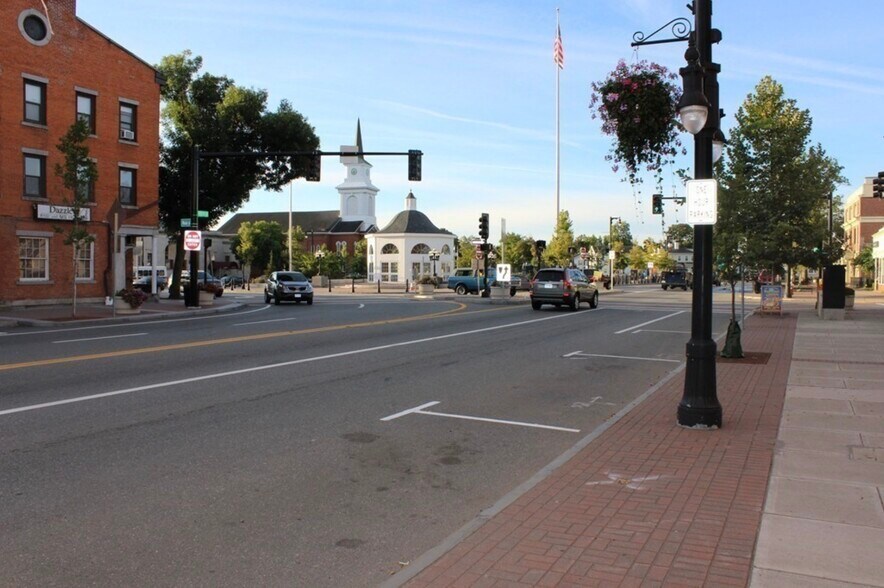 38 Elm St, Westfield, MA à louer - Autre – Image 3 sur 20