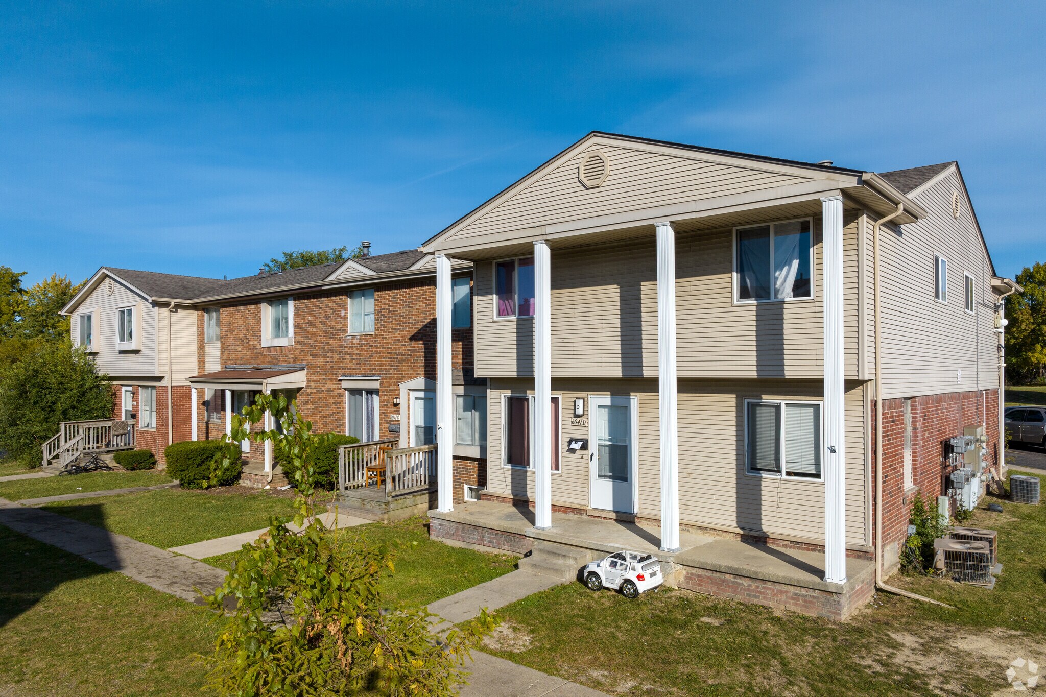 6028 Vanderbilt Dr, Mount Morris, MI à vendre Photo principale– Image 1 sur 35