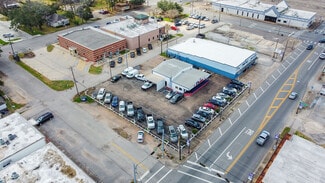 Plus de détails pour 120 E Mulberry St, Angleton, TX - Local commercial à vendre