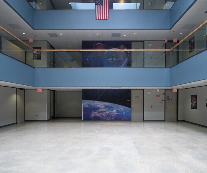2450 NASA Pky, Houston, TX à louer - Photo intérieure – Image 2 sur 8