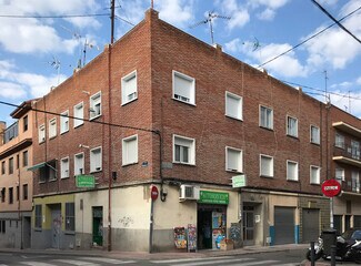Plus de détails pour Calle San Leopoldo, 25, Madrid - Local commercial à louer