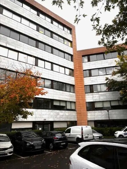 Bureau dans Noisy-le-Grand à vendre - Photo de l’immeuble – Image 1 sur 7