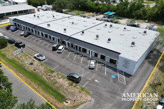Plus de détails pour 6111-6121 Clark Center Ave, Sarasota, FL - Local d'activités à louer