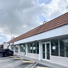 6741-6757 SW 8th St, Miami, FL à louer Photo de l’immeuble– Image 2 sur 5