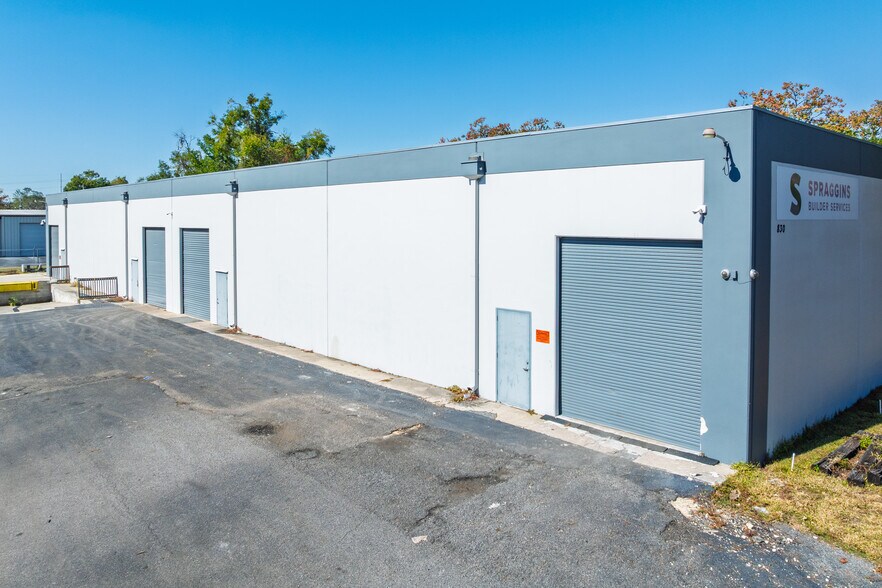 830 NW 25th Ave, Ocala, FL à vendre - Photo de l’immeuble – Image 2 sur 4