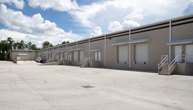 11651 Central Pky, Jacksonville, FL à louer Photo de l’immeuble– Image 1 sur 6