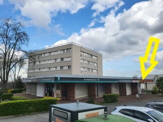 Plus de détails pour Rue Du Commandant Louis Bouchet, Noisiel - Local commercial à louer