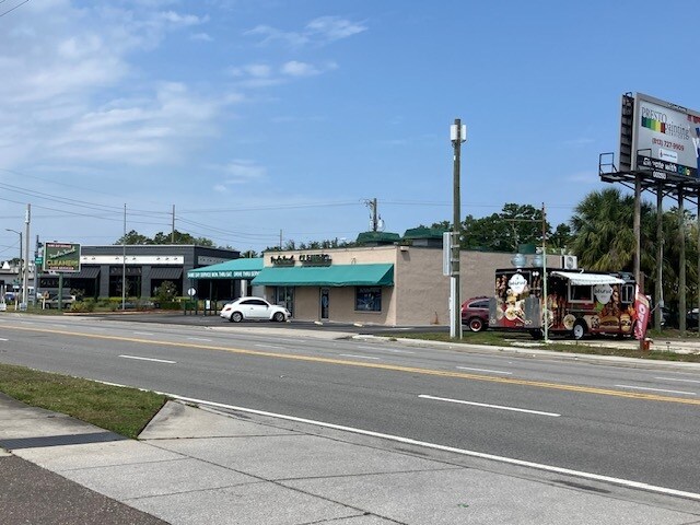 3519 Henderson Blvd, Tampa, FL à vendre - Photo de l’immeuble – Image 2 sur 7