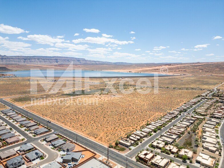 S Sand Hollow Rd, Hurricane, UT à louer - Photo de l’immeuble – Image 2 sur 6