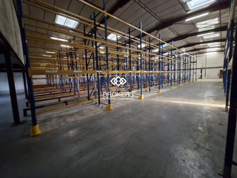 Industriel/Logistique dans Mitry-Mory à louer - Photo de l’immeuble – Image 3 sur 16