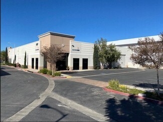 Plus de détails pour 527 Princeland Ct, Corona, CA - Industriel/Logistique à vendre