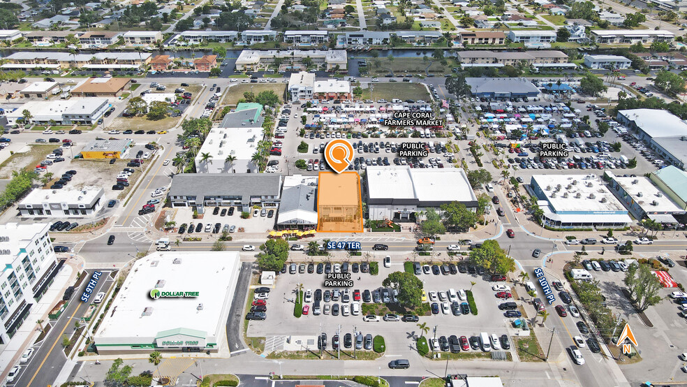 917 SE 47th Ter, Cape Coral, FL à vendre - Photo de l’immeuble – Image 2 sur 25