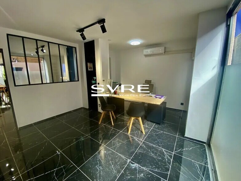 Local d'activités dans Marseille à vendre - Photo de l’immeuble – Image 2 sur 16