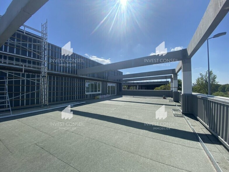 145 Rue Des Caboeufs, Gennevilliers à louer - Photo de l’immeuble – Image 2 sur 5