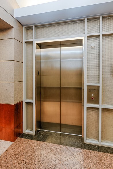 510 Spring St, Herndon, VA à louer - Photo intérieure – Image 3 sur 4