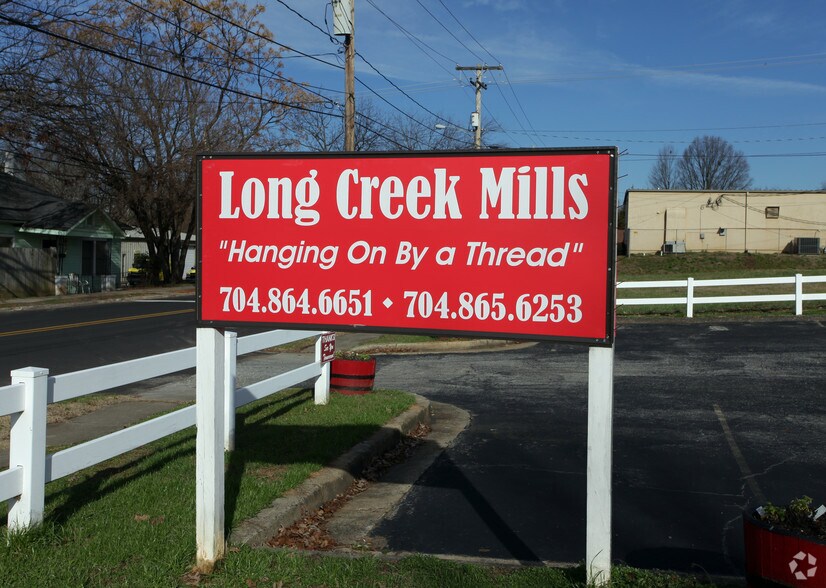 108 S Webb St, Gastonia, NC à louer - Photo de l’immeuble – Image 3 sur 11