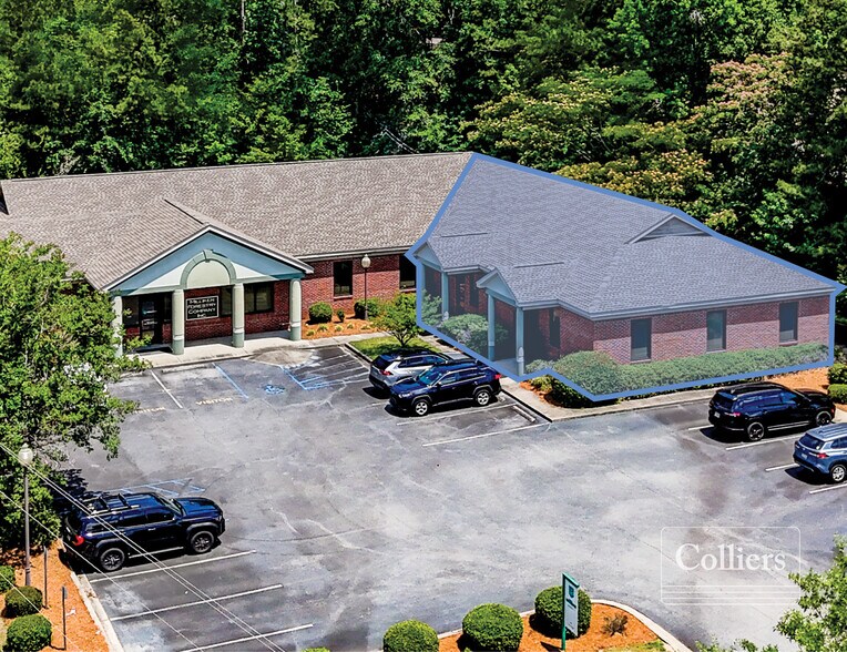245 Stoneridge Dr, Columbia, SC à louer - Photo de l’immeuble – Image 1 sur 7