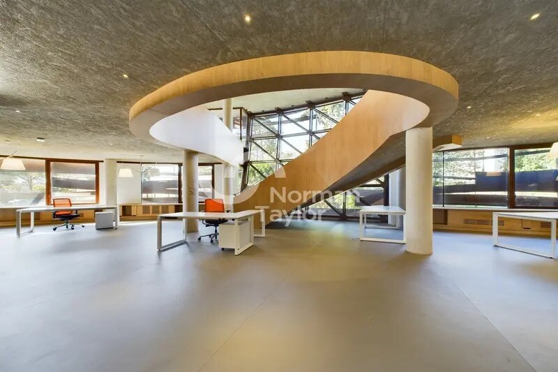 Bureau dans Montpellier à louer - Photo de l’immeuble – Image 3 sur 17