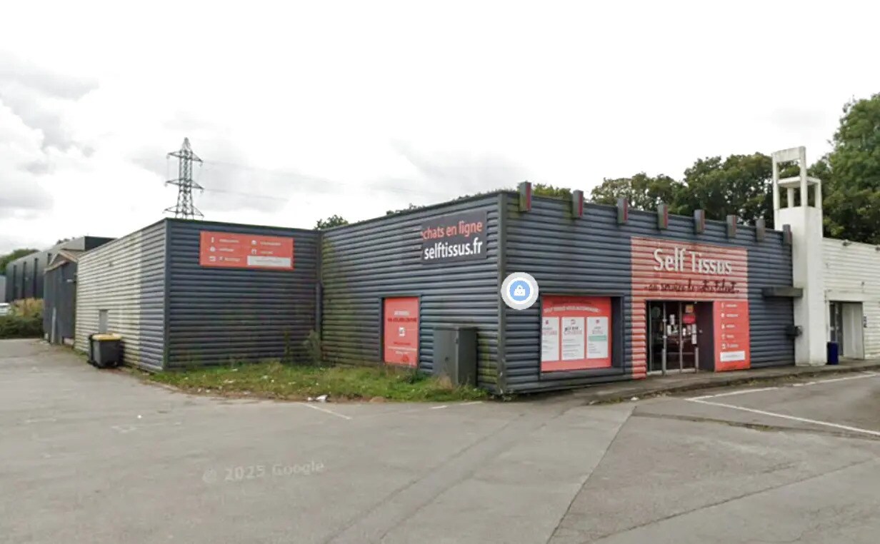 Local commercial dans Gouesnou à louer Photo de l’immeuble– Image 1 sur 2